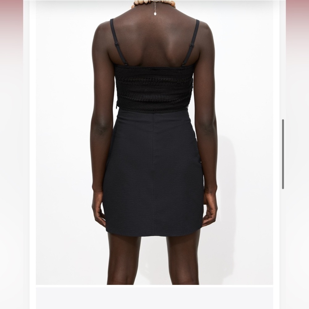 𝅺ZARA Draped Wrapped Black Mini Skirt Size Medium NWT - Picture 4 of 11